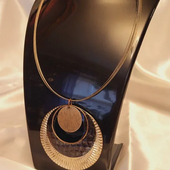 Lane Bryant Vintage Necklace ~ *Excellent Condition - Picture 1 of 6